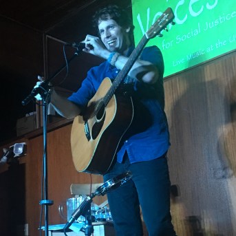 Jesse Terry telling a story.